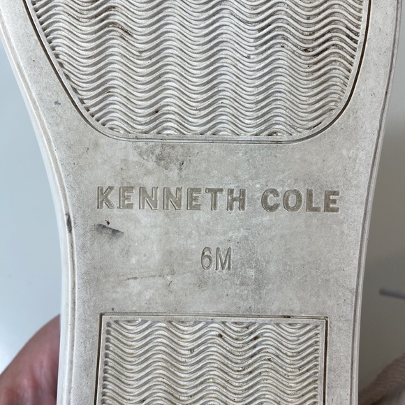 KENNETH Cole Kam Blossom Embroidered Sneaker Size 6 - Picture 10 of 14